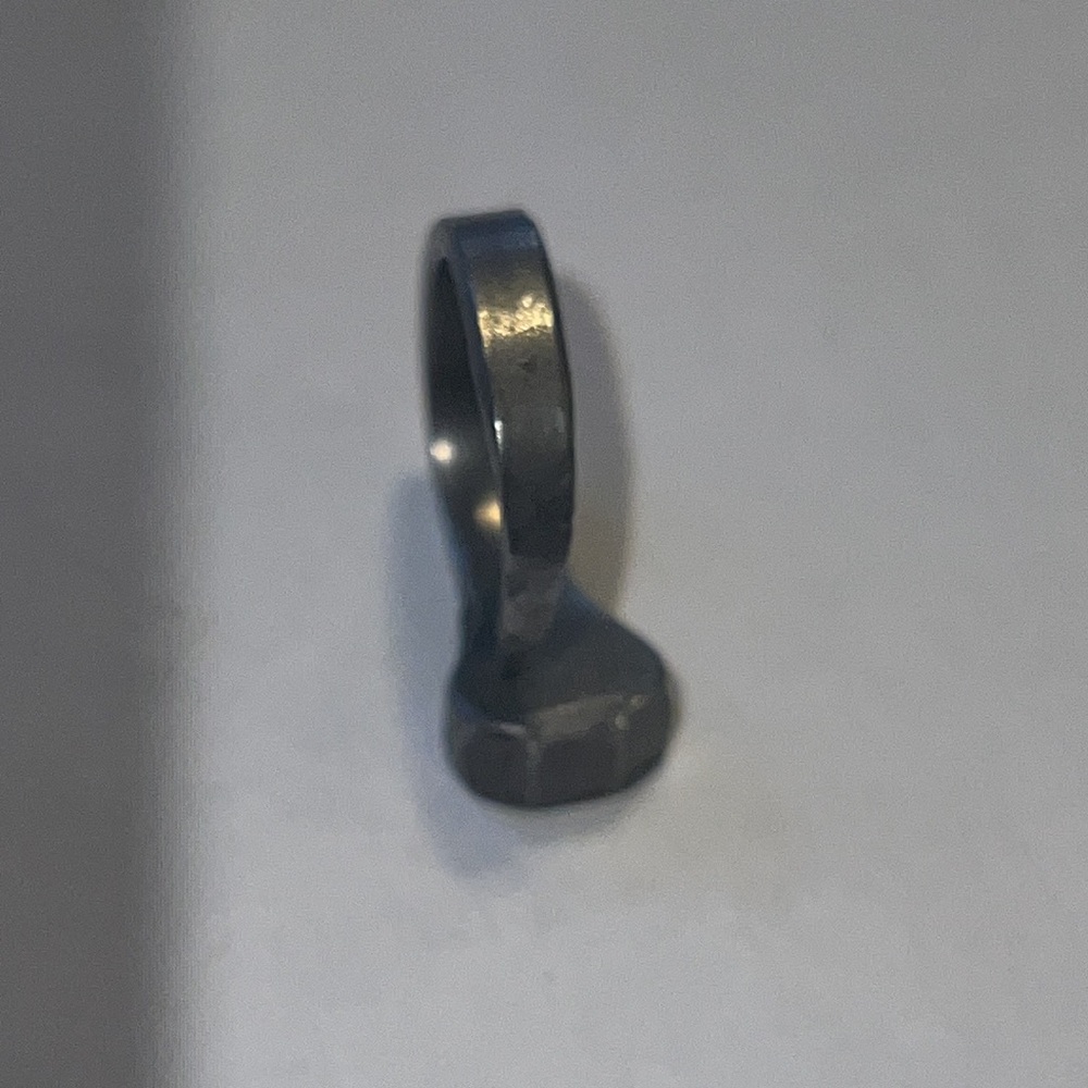 Metal Ring - Picture 10 of 11